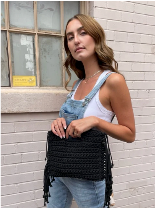 Macrame Fringe Bag w/ Chain - Black